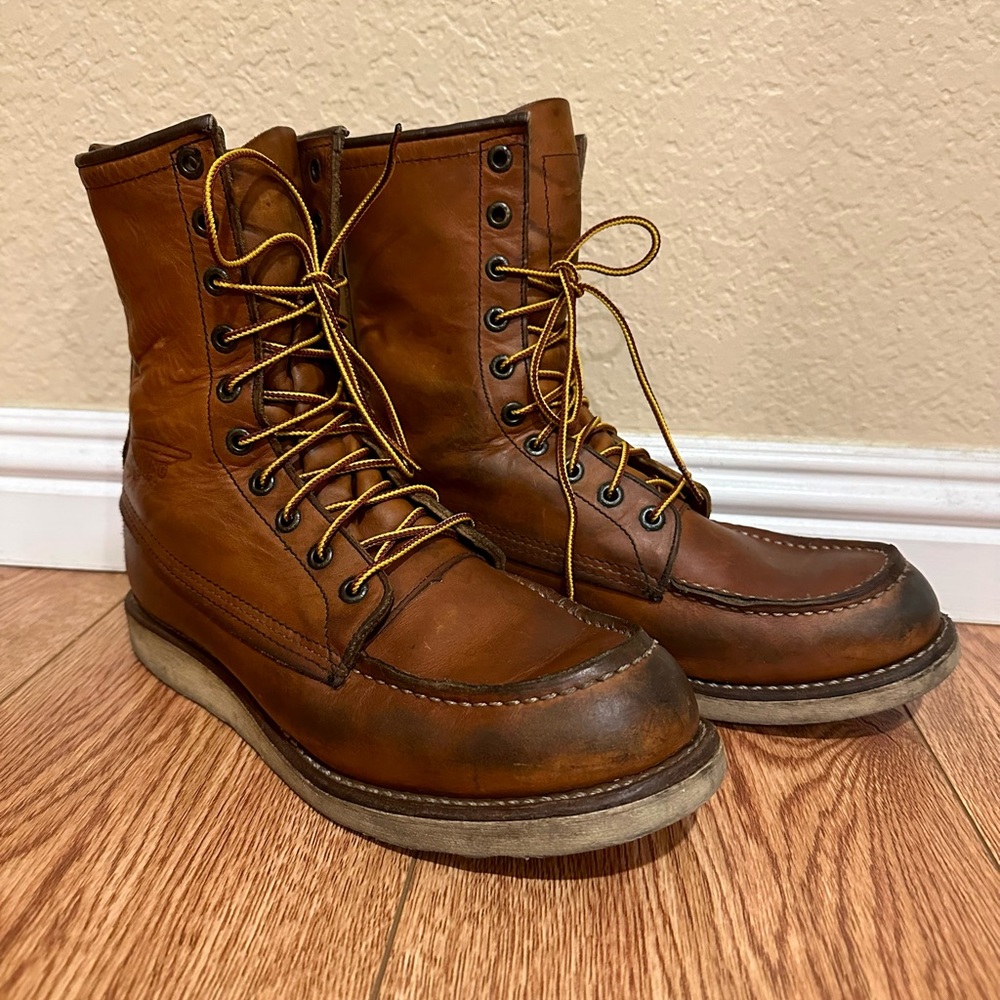 Men’s Redwing Boots, Size 8.5